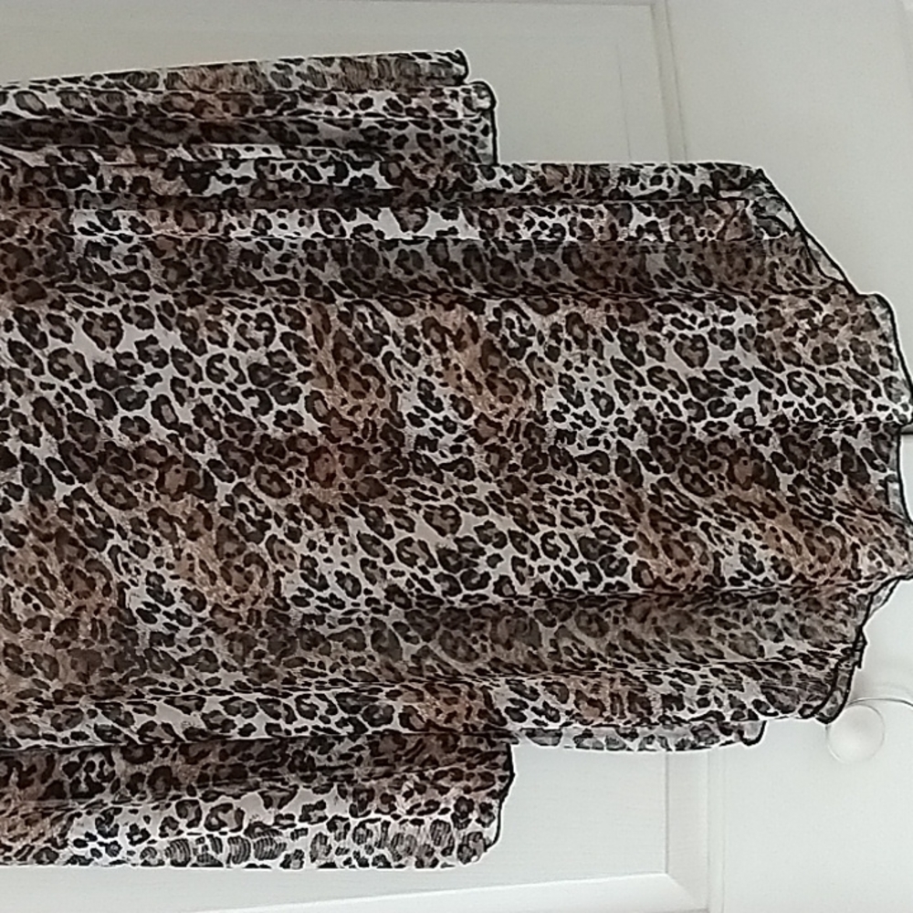 Jordan Taylor V Neck Leopard Print Long sleeve Beach Cover up M - Picture 9 of 10